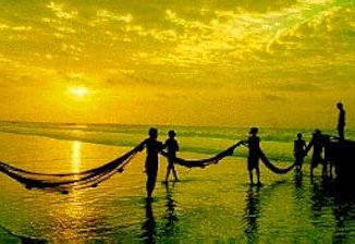 puri-beach-fishermen